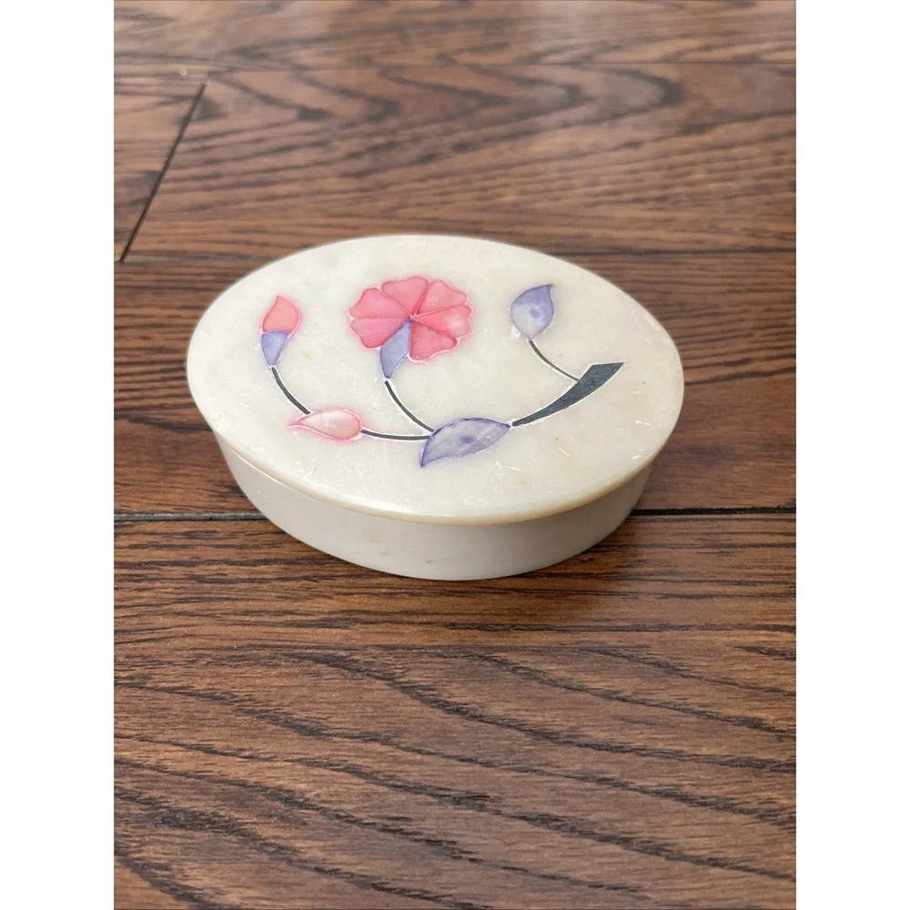 Vintage Mother of Pearl Inlay Alabaster Lidded Oval Trinket Box 4